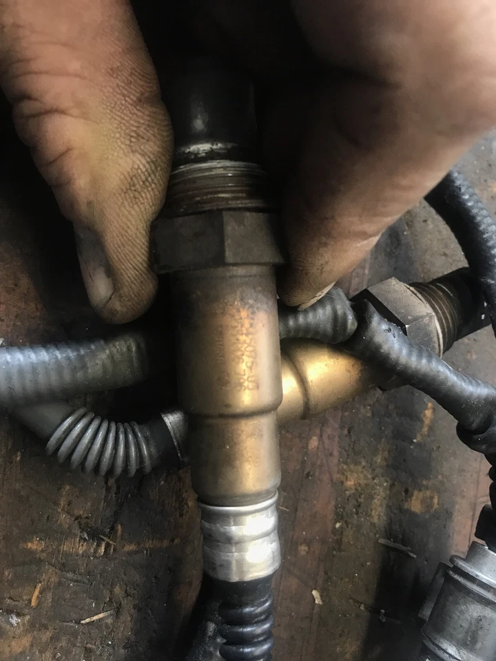 06-13 Juego de sensores de oxígeno BMW 328i 328xi cupé sedán 11787558055 11787545074 Foto 3 de 4