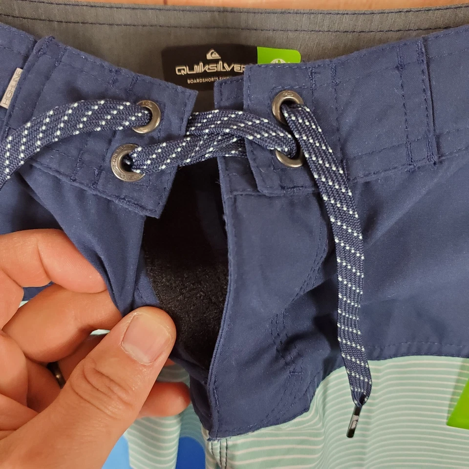 Boardshorts Quiksilver Everyday Panel para niños 26 Naval Academy Colorblock traje de baño Foto 4 de 4