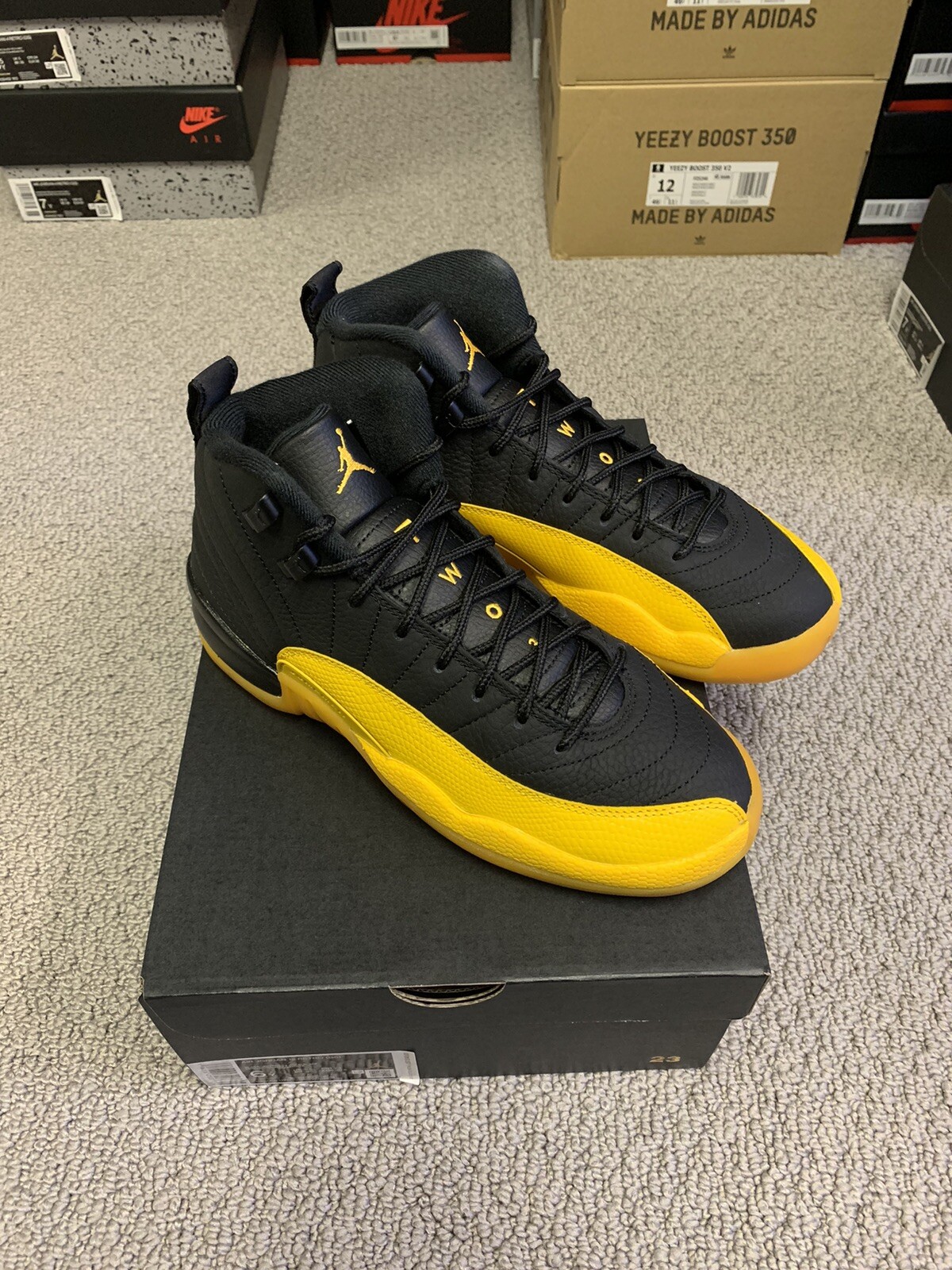 retro 12 black and yellow