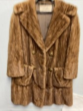 Vintage Furs By Greenblatts Flint,NY Double Breasted Front Pockets Wide Collar