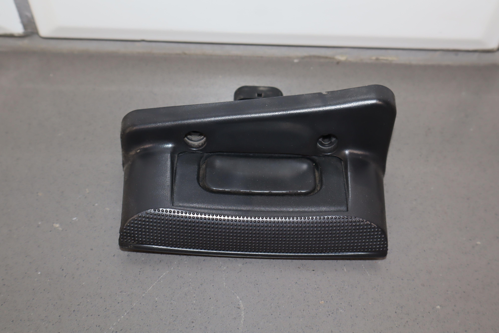 05-13 Chevy C6 Corvette Right Passenger OEM Exterior Door Handle W/Bezel