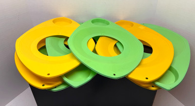 Set of 8 Plastic Paper Plate Holders Wilpak Picnic Vintage 1970s Green Yellow