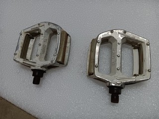 1987 Gt Pro Freestyle Tour OEM Hsing Ta 1/2 PEDALS WHITE Old School BMX