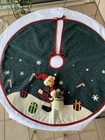 Christmas Tree Skirt 36” Green Felt With 3D Winnie-The-Pooh Carrying Gift Bag