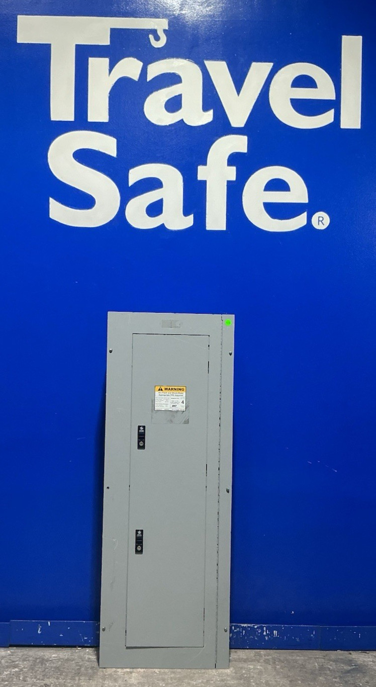 GE 225 Amp 240V MLO Panelboard 3PH 4W Type 1 UL986584 🟦
