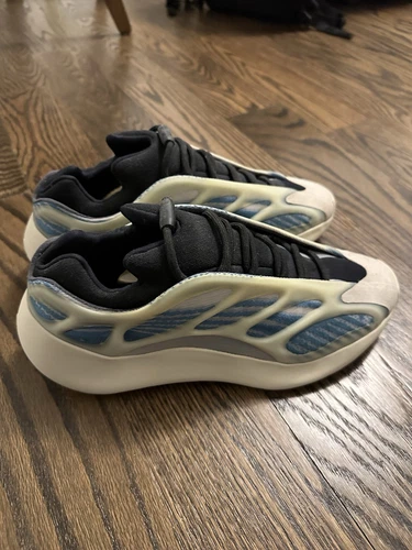 Size 10 - adidas Yeezy 700 V3 Kyanite. Used-No Box-Great Condition-Worn 2x