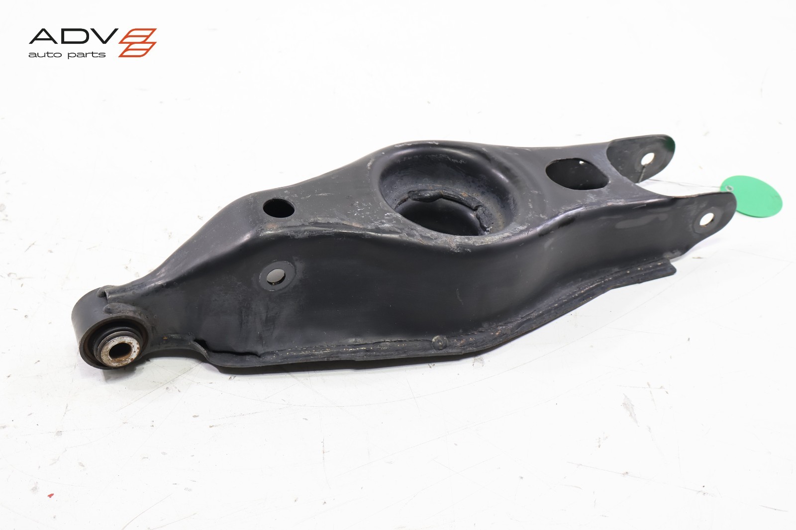 2014 - 2024 MASERATI GHIBLI REAR RIGHT SIDE LOWER CONTROL ARM SPRING PERCH OEM