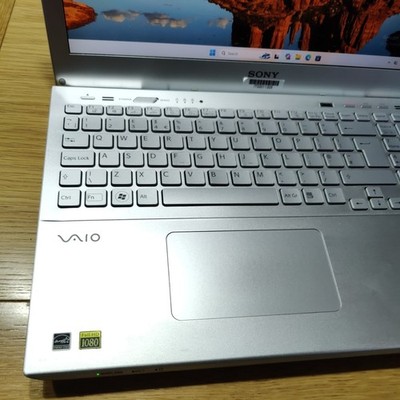 Sony VAIO SVS15 15