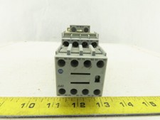 Allen Bradley 700-CF220D 690V 25A Contactor Relay Auxiliary Contact 24VDC Coil