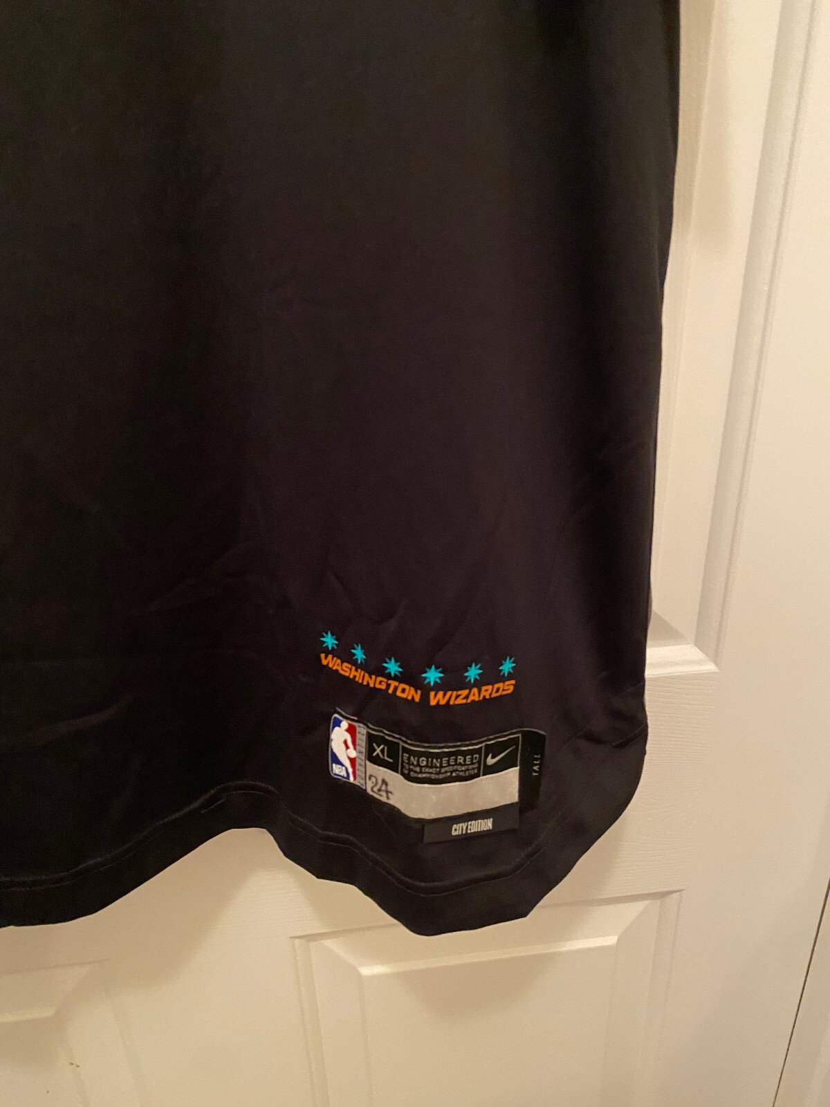 Picture 4 of 6