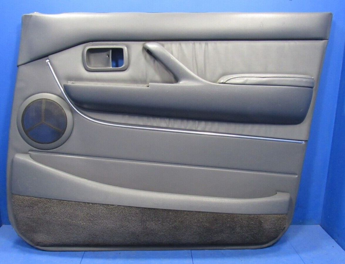 91-97 Toyota Land Cruiser FZJ80 Front Right RH Pass Door 91-97 Toyota Land Cruiser FZJ80 Front Right RH Pass Door