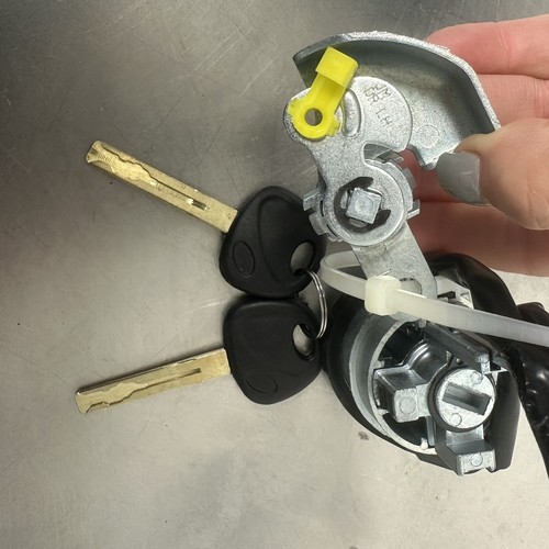 Interruptor de llave de encendido cilindro y juego de 2 cerraduras de puerta 2 MISMAS LLAVES COMBINADAS - Imagen 12 de 15