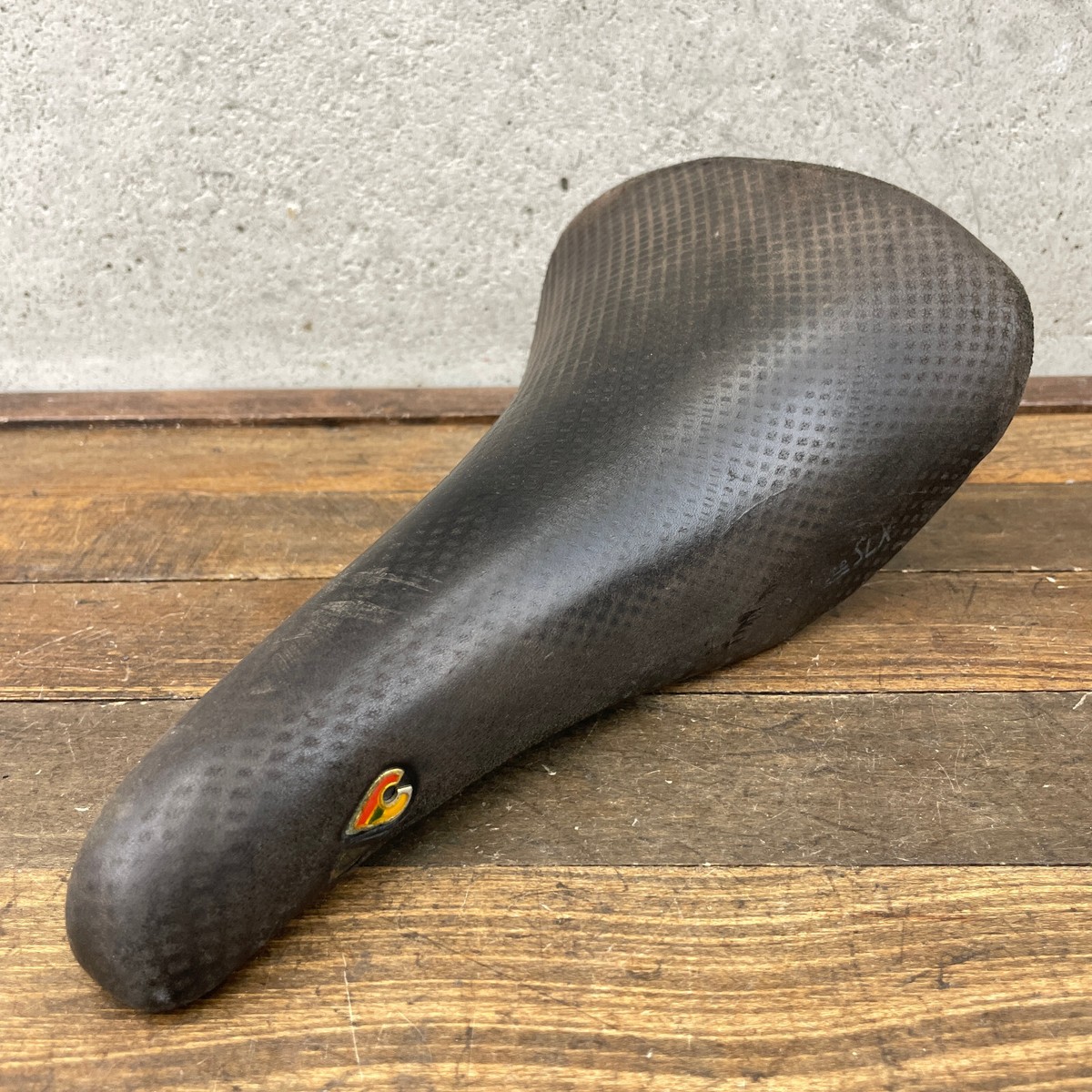 パーツ cinelli VOLARE SADDLE s-l1200.jpg