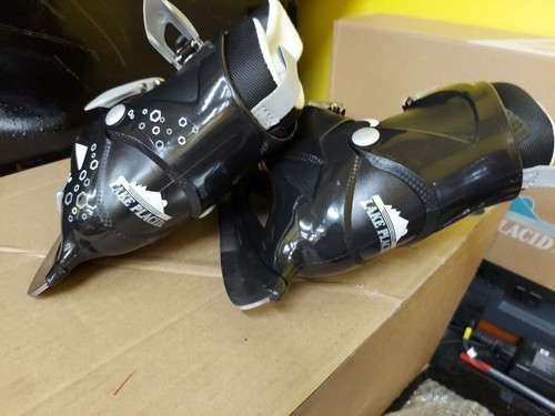 Lake placid Nitro LP 102GB SIZE 11- 13 SKATING BOOTS black pre owned - Picture 7 of 7