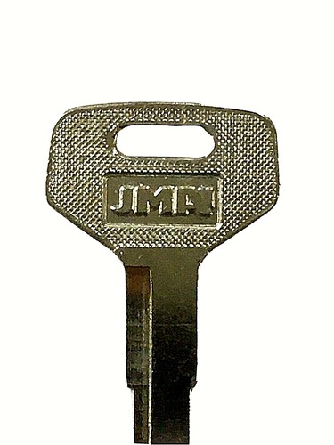 1 1981 Isuzu Diesel Pickup Truck Automotive X137 T61C T80R Key Blank Keys Blanks - Picture 2 of 10