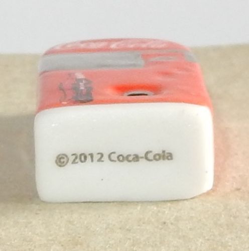 2013 PRIME COCA COLA MOBILIER VINTAGE 2012 FEVE PORCELAINE 3D au choix - Picture 6 of 35