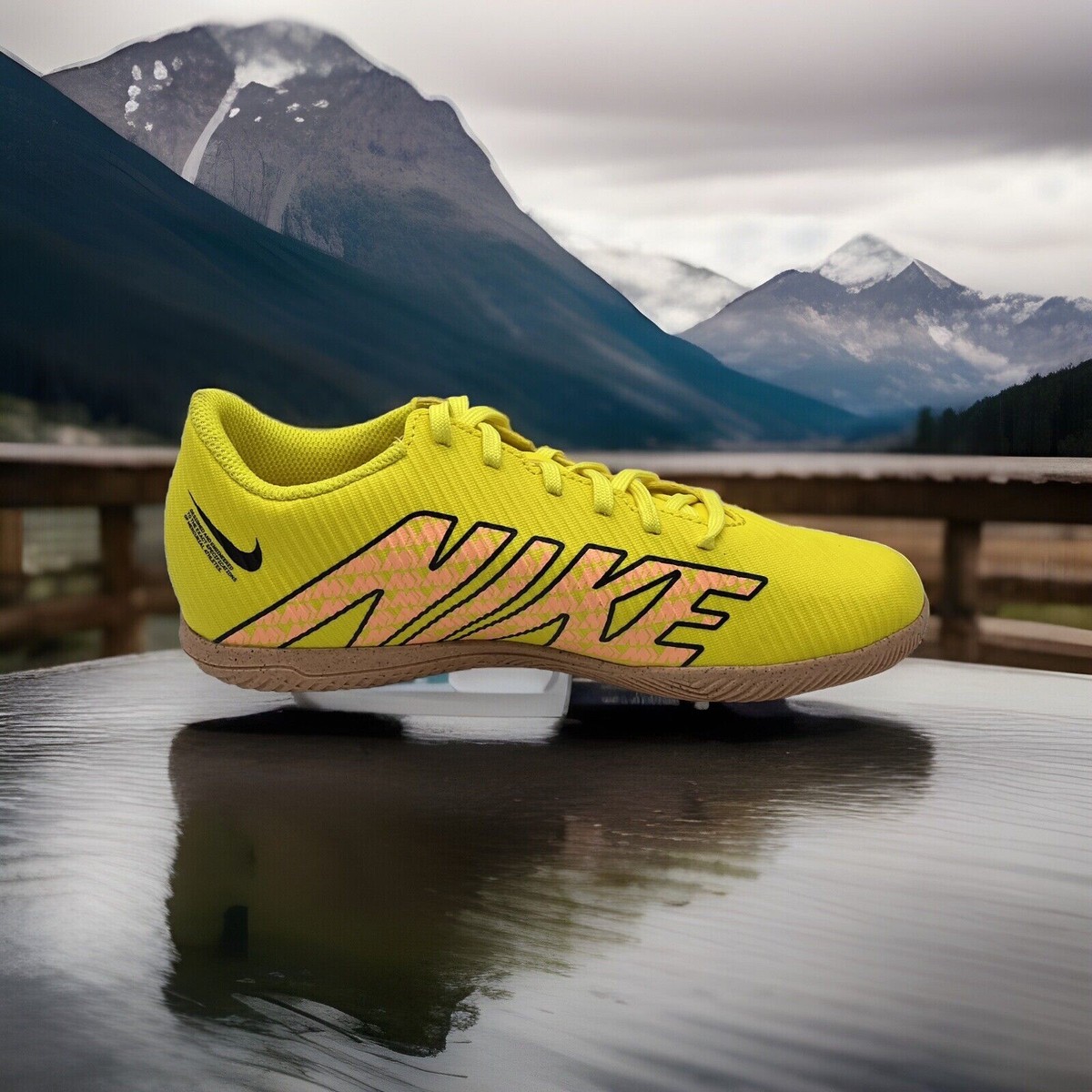 NEW Nike Mercurial Vapor 15 Club IC Soccer Shoes Yellow Pink Men's