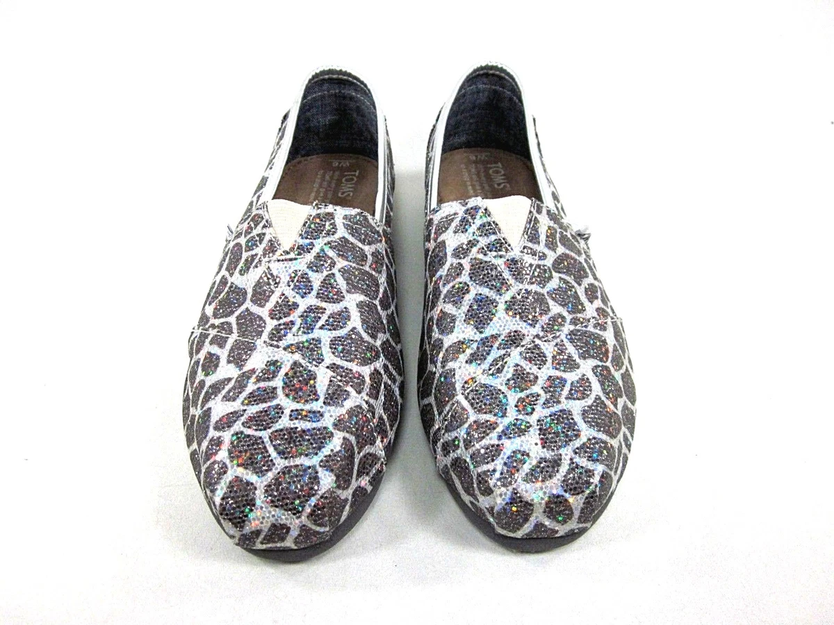 TOMS WOMEN S CLASSICS GIRAFFE PRINT GLITTER GRAY SILVER SIZE 5.5 NEW