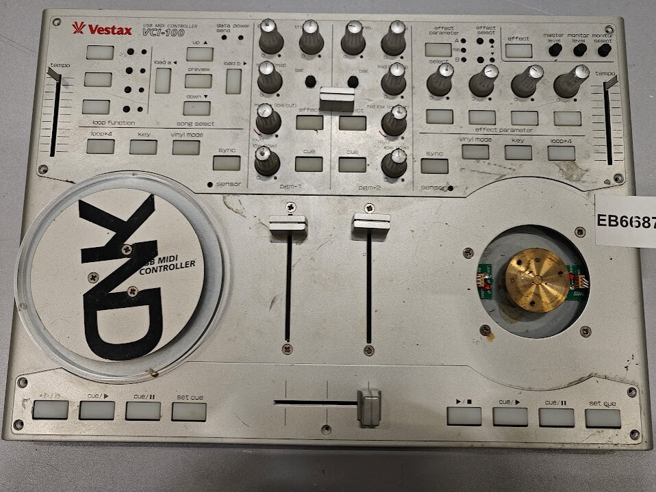 【美品】Vestax VCI-100 BLK PC DJコントローラー MIDI Vestax Vci-100 USB Midi DJ Controller Traktor VCI100 for