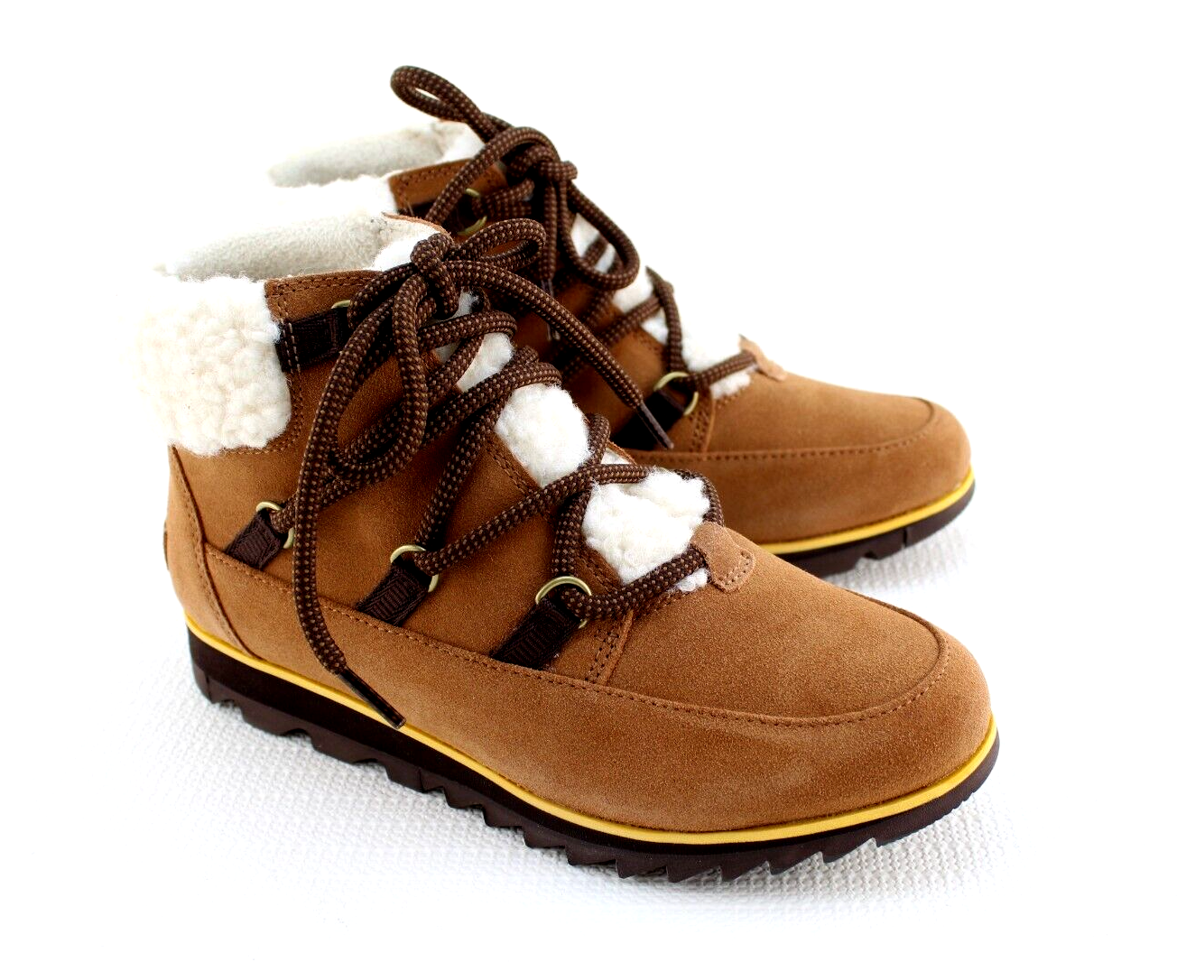 harlow genuine shearling bootie sorel