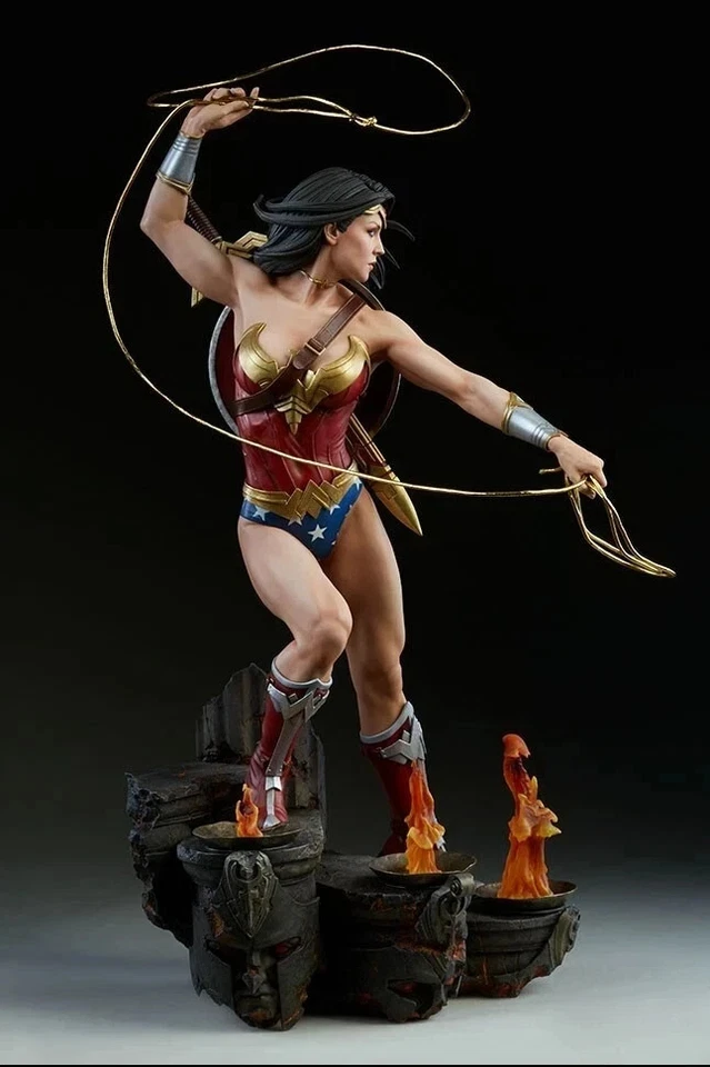 Statue Wonder Woman Sideshow Premium Format - Photo 2/3