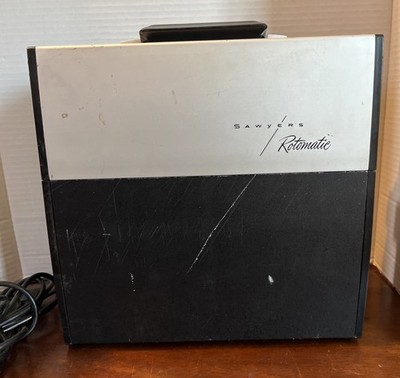 Vintage 1963 Sawyer's Rotomatic Model 700 Projector No Power Cord.     BR 