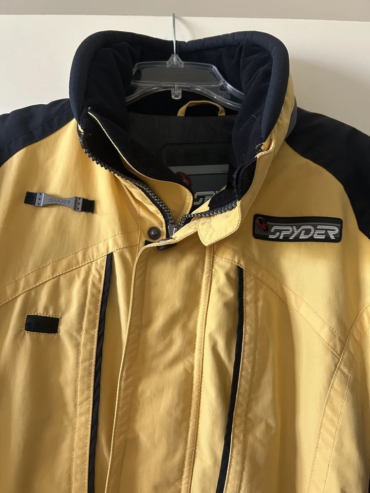 Chaqueta de esquí para nieve aislada Spyder para hombre talla grande Foto 3 de 4