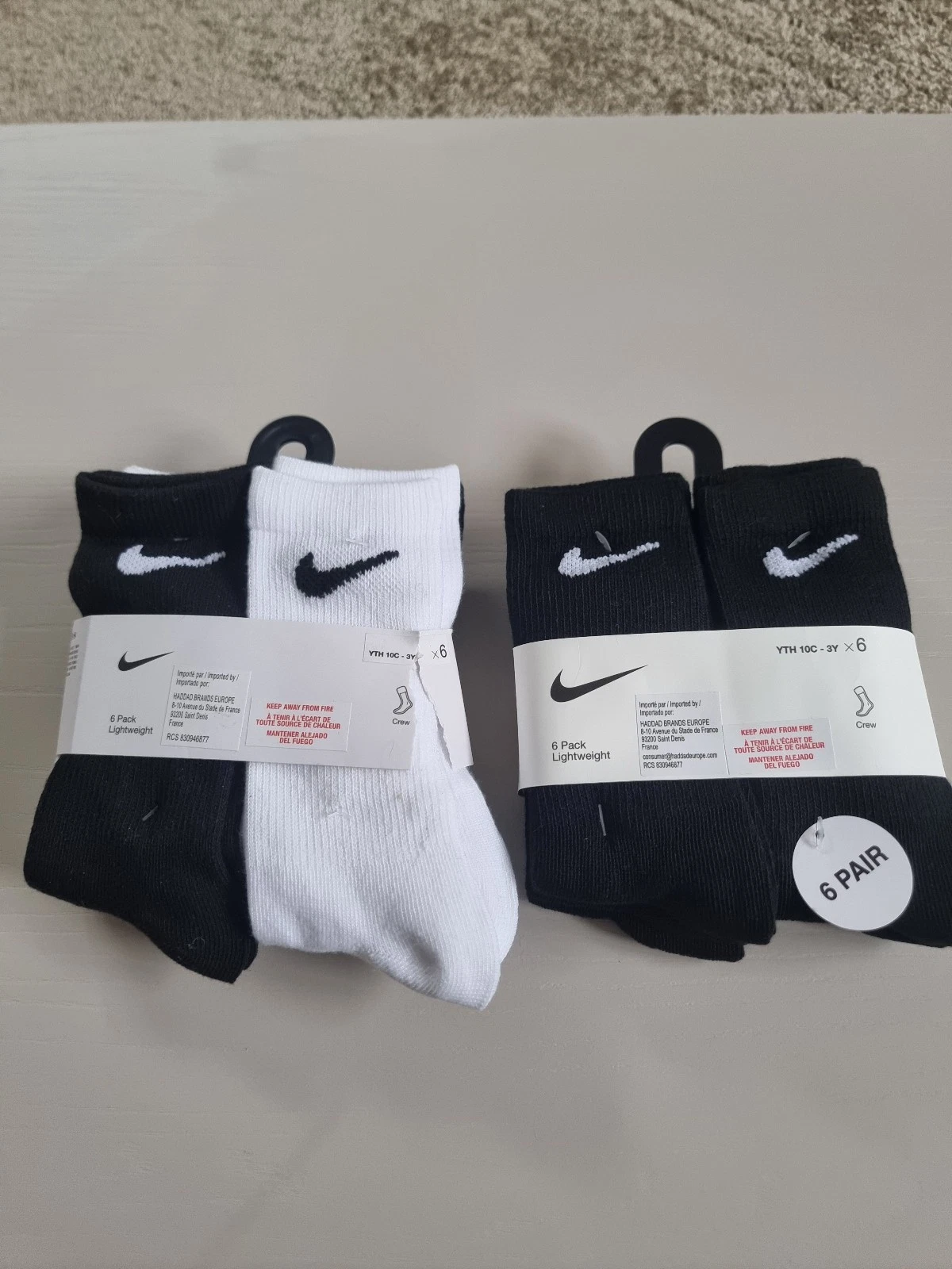 12 Pairs Nike Crew Socks Youth Black White Lightweight