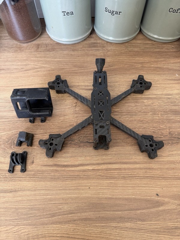 Tbs Source One V5 5” Drone Frame Fpv With Prints