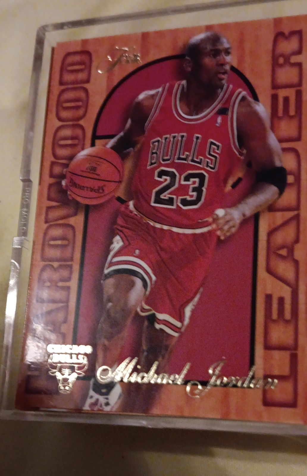 1995-96 Fleer - Flair Hardwood Leader Michael Jordan #4