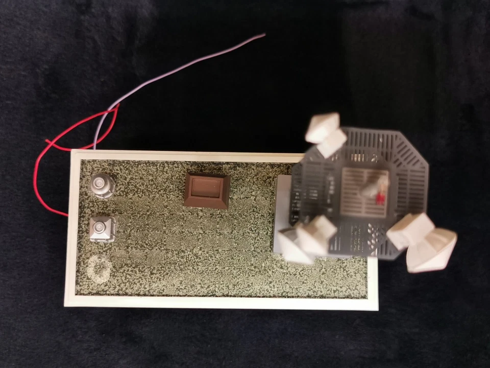 Tomix N Scale Office Building 4020 Lighted Diorama Structure Model Train Layout - Image 4 of 4