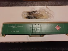 HO   CON COR   60 FOOT NHC RAILWAY EXPRESS AGENCY  NHC BOXCAR  NEW