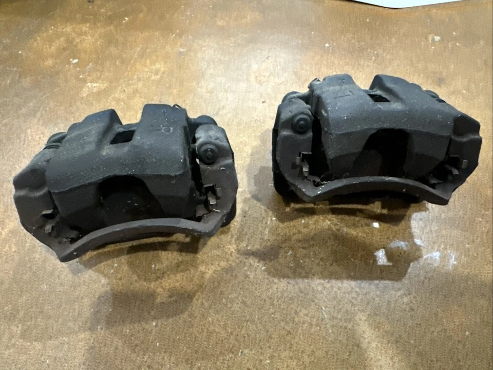 1994-1997 Mazda Miata Oem Front Brake Calipers W/ Brackets - Image 2 of 4