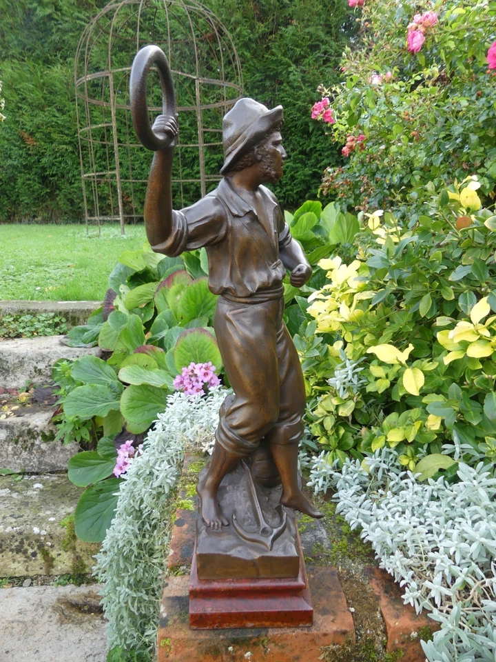 Statue "LE SAUVETEUR" signée P. BOBBIAS, en régule, Hauteur 56,5cm, en bon état - Photo 3/4
