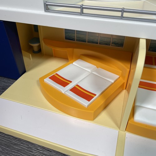 Playmobil Cruise Ship Liner Boat Ferry 6978 Family Holiday Fun ( Incomplete Set) - Picture 7 of 22