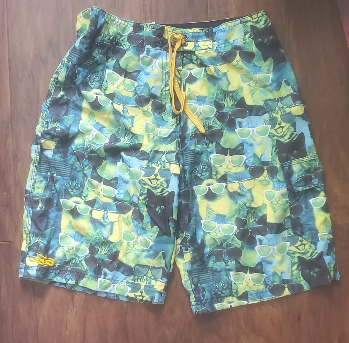 Nike Go Board Shorts Boys Size 20
