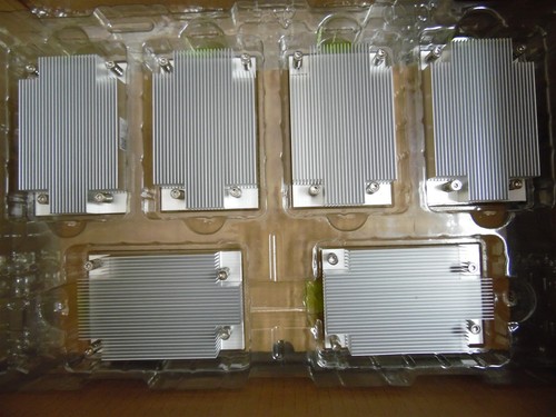 DISSIPATORE DI CALORE PROCESSORE CPU SERVER DELL EMC POWEREDGE R7425 GDYH1 V06T7 - Foto 1 di 3