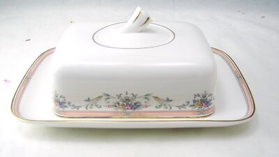 Christopher Stuart Feder Crest Y1013 Rechteckige Bedeckt Butterdose Excellent