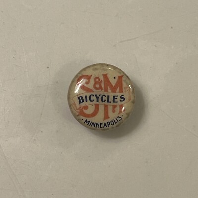 S&M Bicycles Minneapolis Celluloid Button 1890s Baldwin & Cleason
