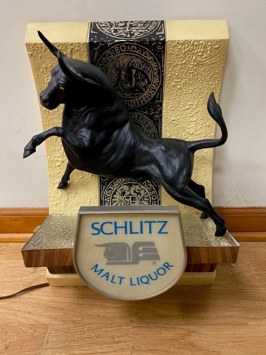 VINTAGE ORIGINAL 1968 SCHLITZ MALT LIQUOR BULL LIGHTED BEER VINTAGE ORIGINAL 1968 SCHLITZ MALT LIQUOR BULL LIGHTED BEER