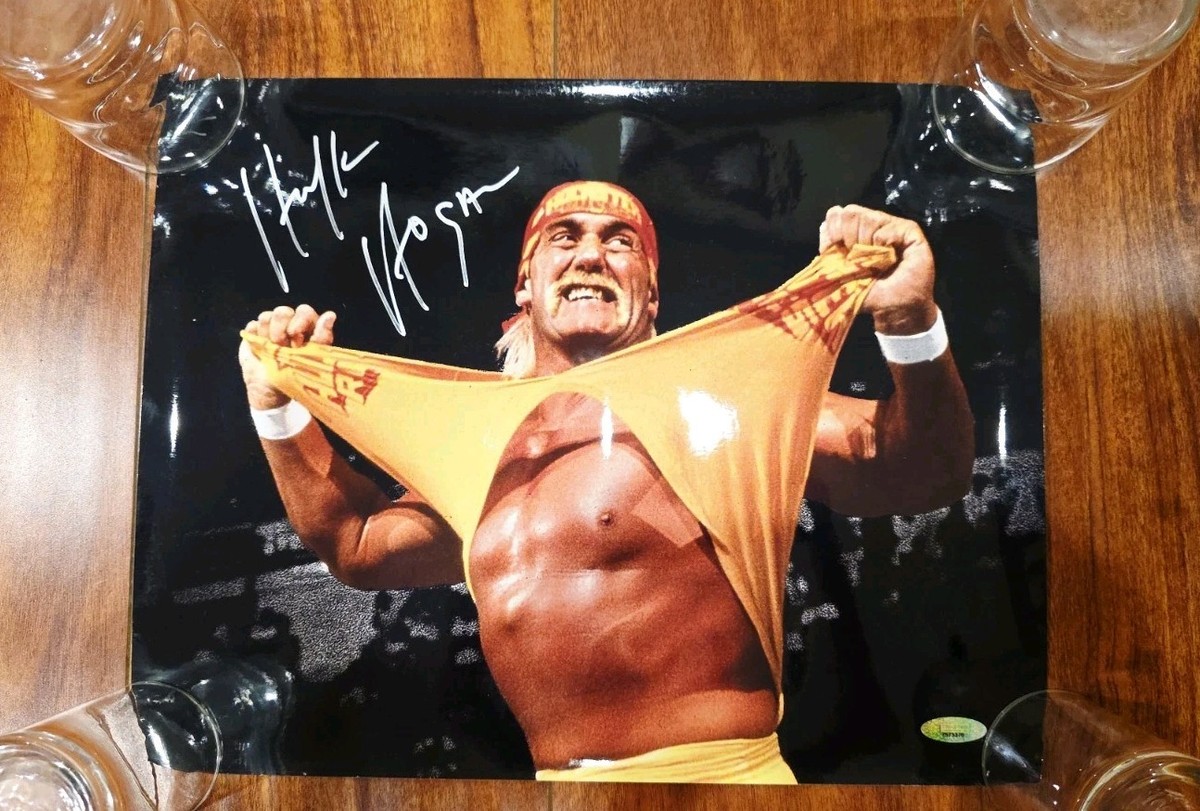 🔥Hulk Hogan Signed 11x14 Ripping Shirt Photo COA WWE WWF Picture