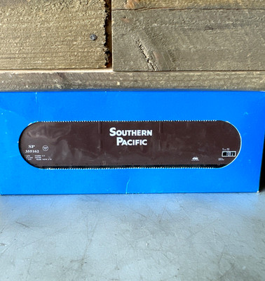 Southern Pacific HO E&C Trains #355162 62  Woodchip Hopper FMC NEW IN BOX!