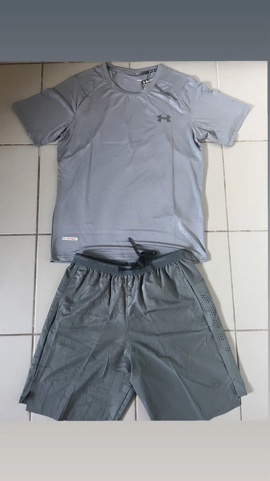 Ensemble Under Armour – T-shirt + Short – Noir holographique - Photo 3/3