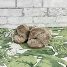 OLD NAVY Women's Light Brown Plush Faux-Fur Cross-Front Slippers sz 6