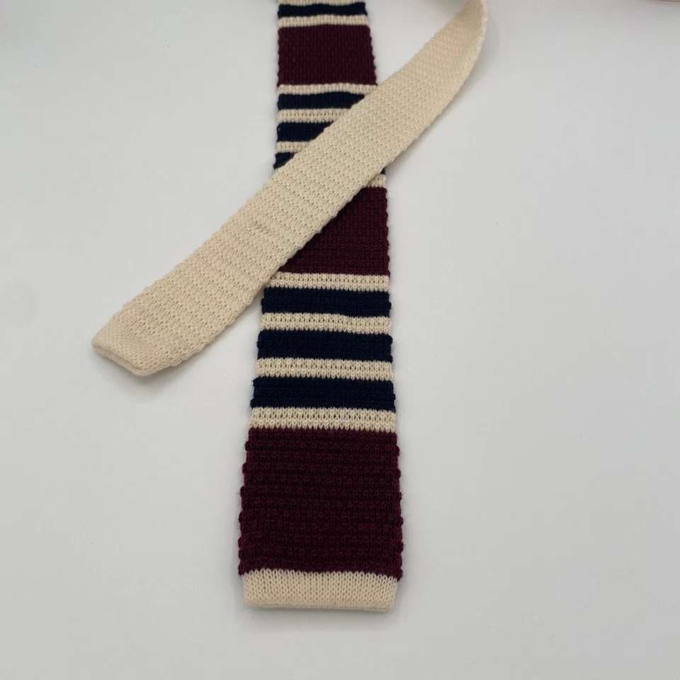 Corbata ajustada Tommy Hilfiger tejida a rayas de lana extremo cuadrado, 2,25" x 59" Foto 2 de 4