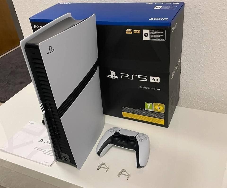 Playstation 5 PR0 2 TB ( IN GARANZIA)