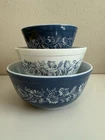 Vtg Pyrex Blue & White Set of 3 Colonial Mist Nesting Mixing Bowls 401 402 403