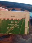Vintage Singer Button Hole Attachment #121795 In Original Box w Instructions EB2 — photo 4