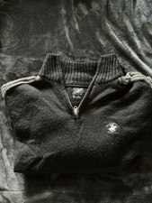 Men  s L Henley Zip Sweater
