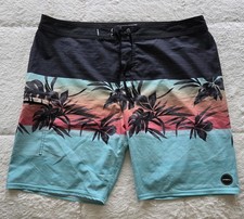 O'NEILL HYPERFREAK MEN'S DRAWSTRING BOARDSHORTS in SIZE 38